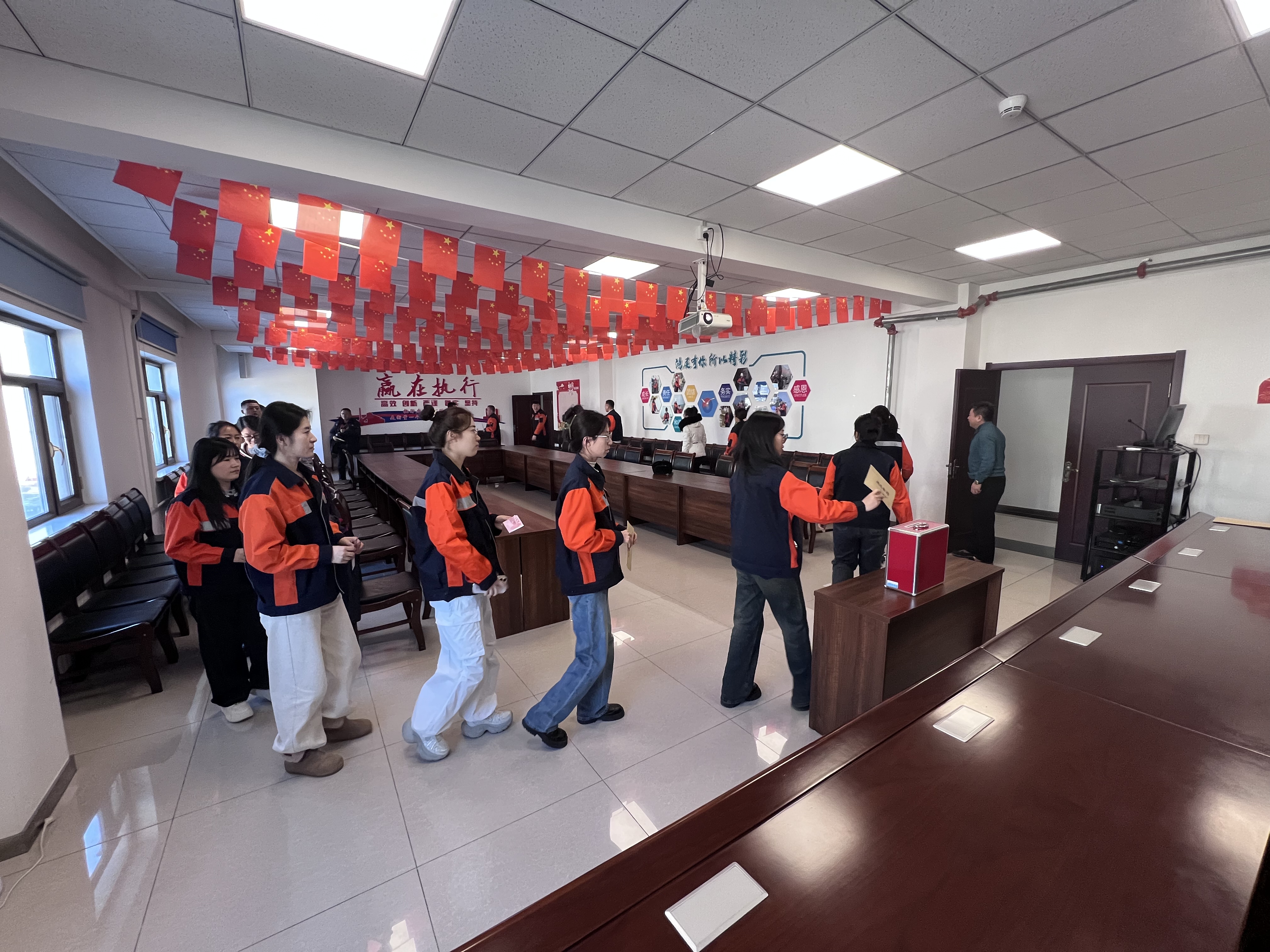 1765412292346832.jpg 1765412292346832.jpg